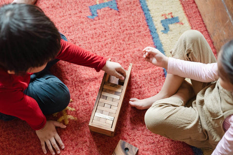 Winter Beschäftigungsideen für Kinder zu Hause