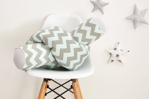 Commoderand effen grijze chevron lichtgrijs en mint